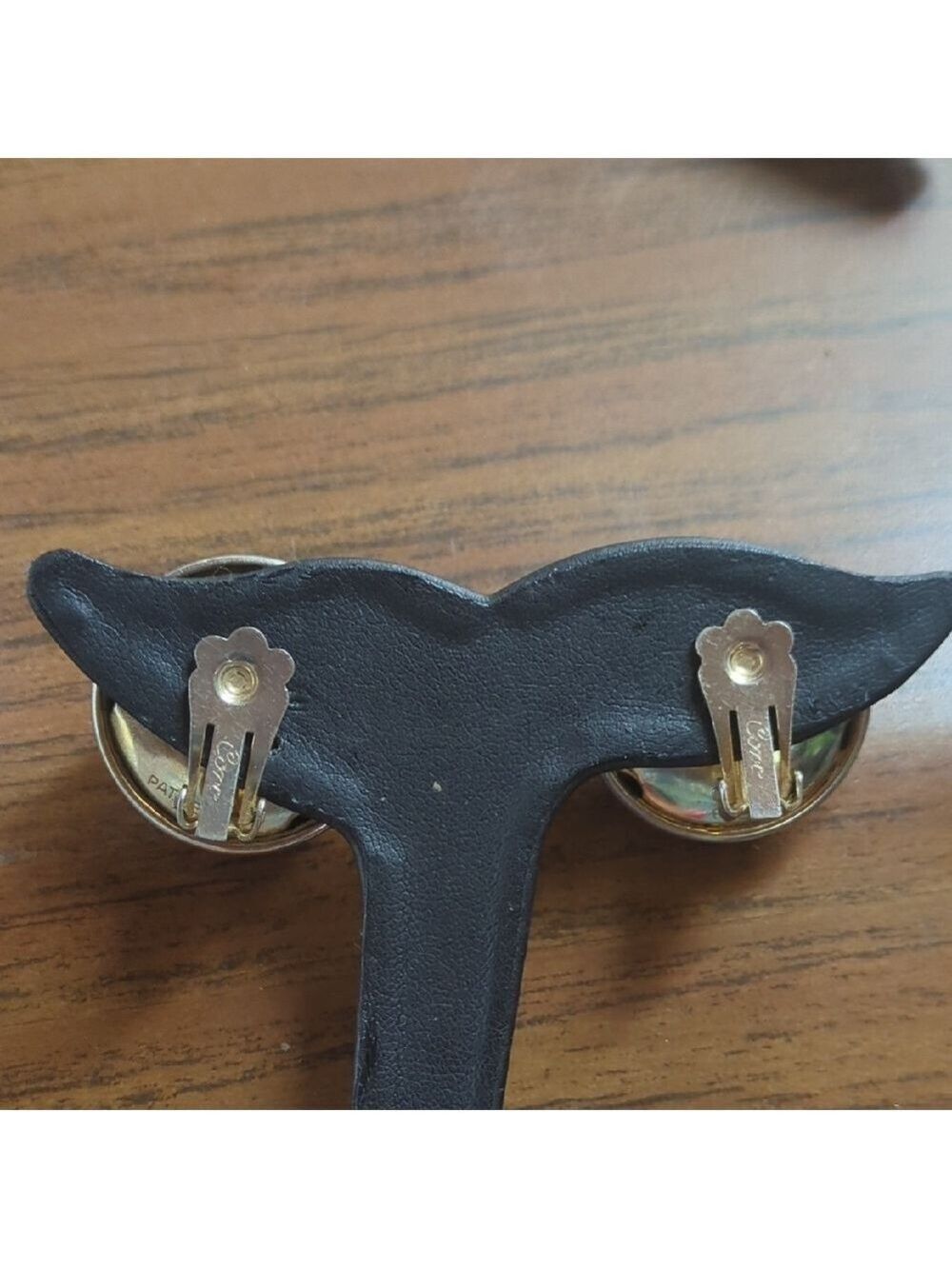 Coro Interchangeable Dome Clip On Earrings. 3 Colors - Picture 5 of 8